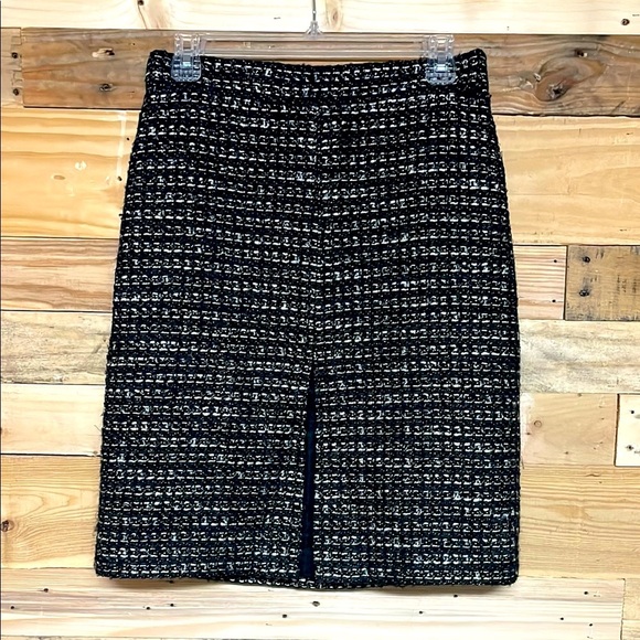 J. Crew size 2 Black and Cream Midi Pencil Skirt with Front Slit - Picture 1 of 8